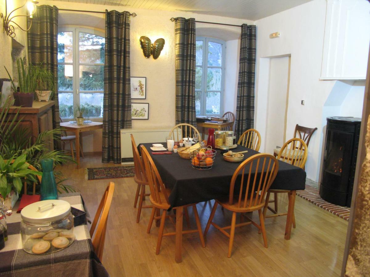 Bed and Breakfast Chateau De Montfroc Экстерьер фото
